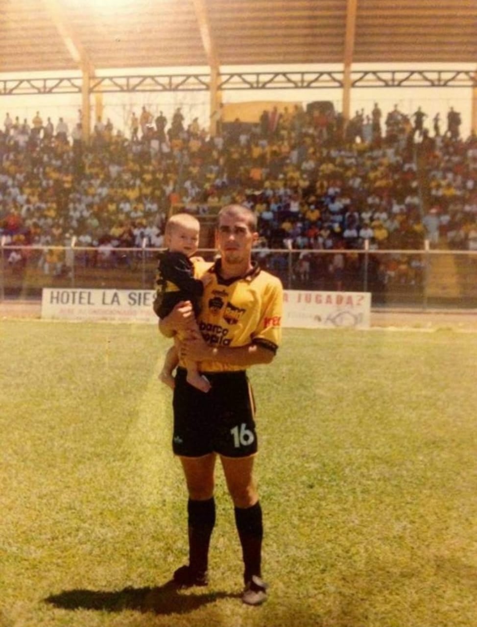 Jhanny Flores, exjugador de Liberia Mía