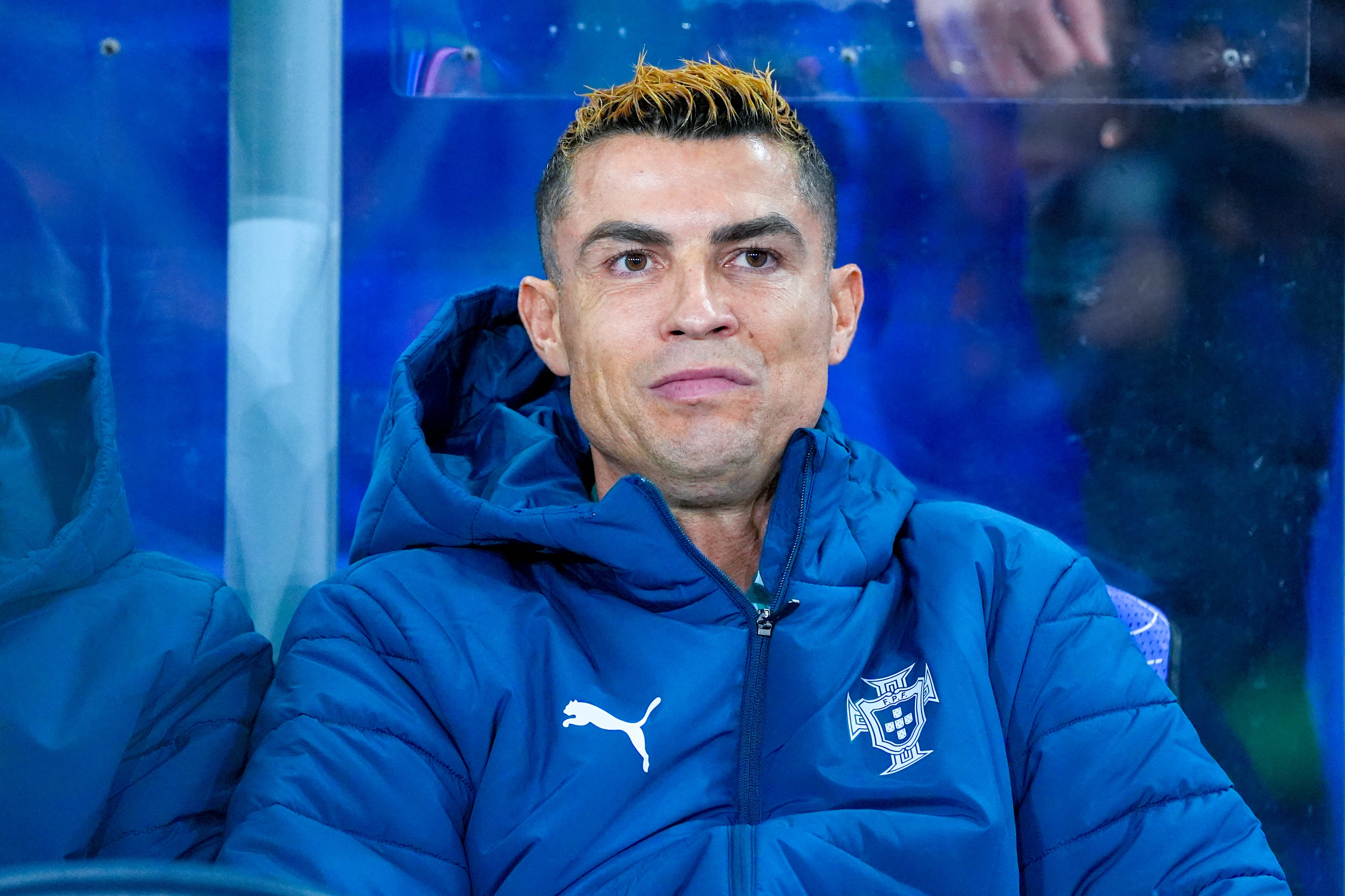 El delantero de Portugal Cristiano Ronaldo se quedó en la banca durante el partido ante Noruega por la Nations League de Europa.
