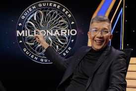 Édgar Silva cumple 59 años y así lo sorprendieron en ¿Quién quiere ser millonario? de Teletica