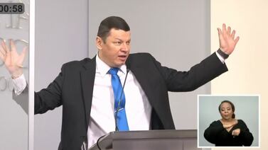 Le tiran durísimo a Óscar López por comentario que hizo sobre Patricia Mora