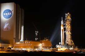 Se acerca el histórico despegue de Artemis II: tres hombres y una mujer viajarán a la Luna