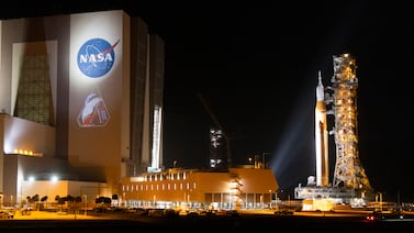 Se acerca el histórico despegue de Artemis II: tres hombres y una mujer viajarán a la Luna