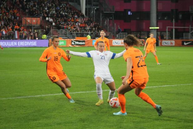 La Selección Femenina cayó goleada 4-0 ante Holanda. Prensa Fedefútbol.