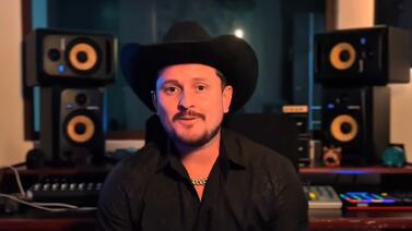 Maury, el tico que fue tachado de loco por querer ser cantante, hoy vive su sueño a puro corrido