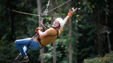 ¿Qué hacer en un día en Monteverde? Aventúrese en canopy y disfrute de los bosques nubosos