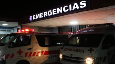 Hombre vestidos de negro le disparan en la cabeza a joven guarda para robar bodegas en Guápiles