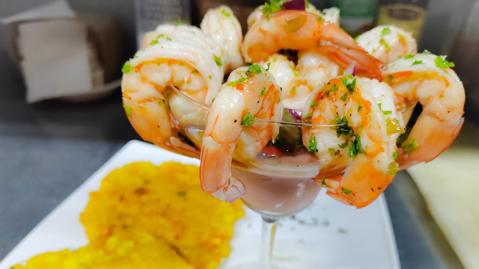 Matrimonio de Puntarenas se tiró al agua para convertirse en los reyes del ceviche.