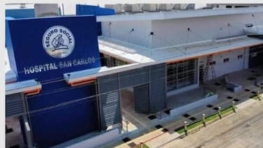 Ataque con cuchillo deja tres hombres heridos, uno en estado crítico en San Carlos