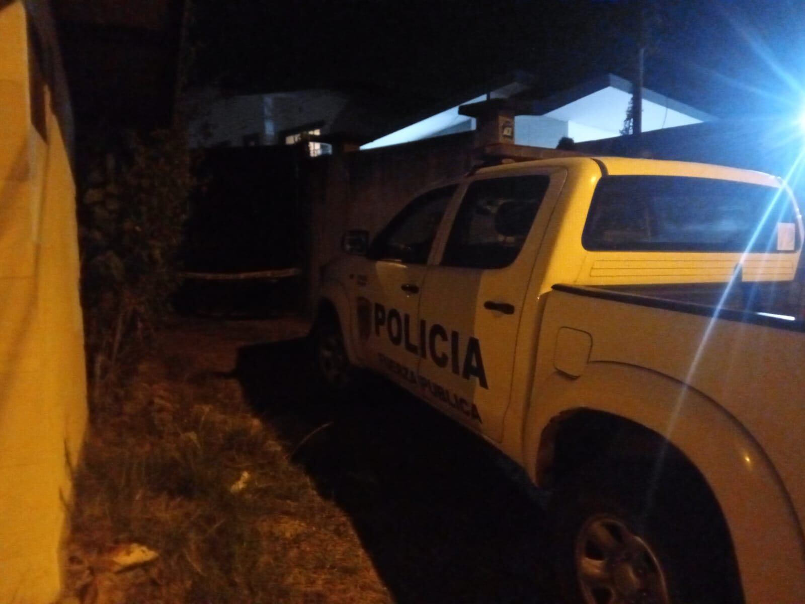 La mujer habría recibido el disparo mientras el sospechoso le estaba enseñando el arma. Foto Santa Ana Actual Noticias.