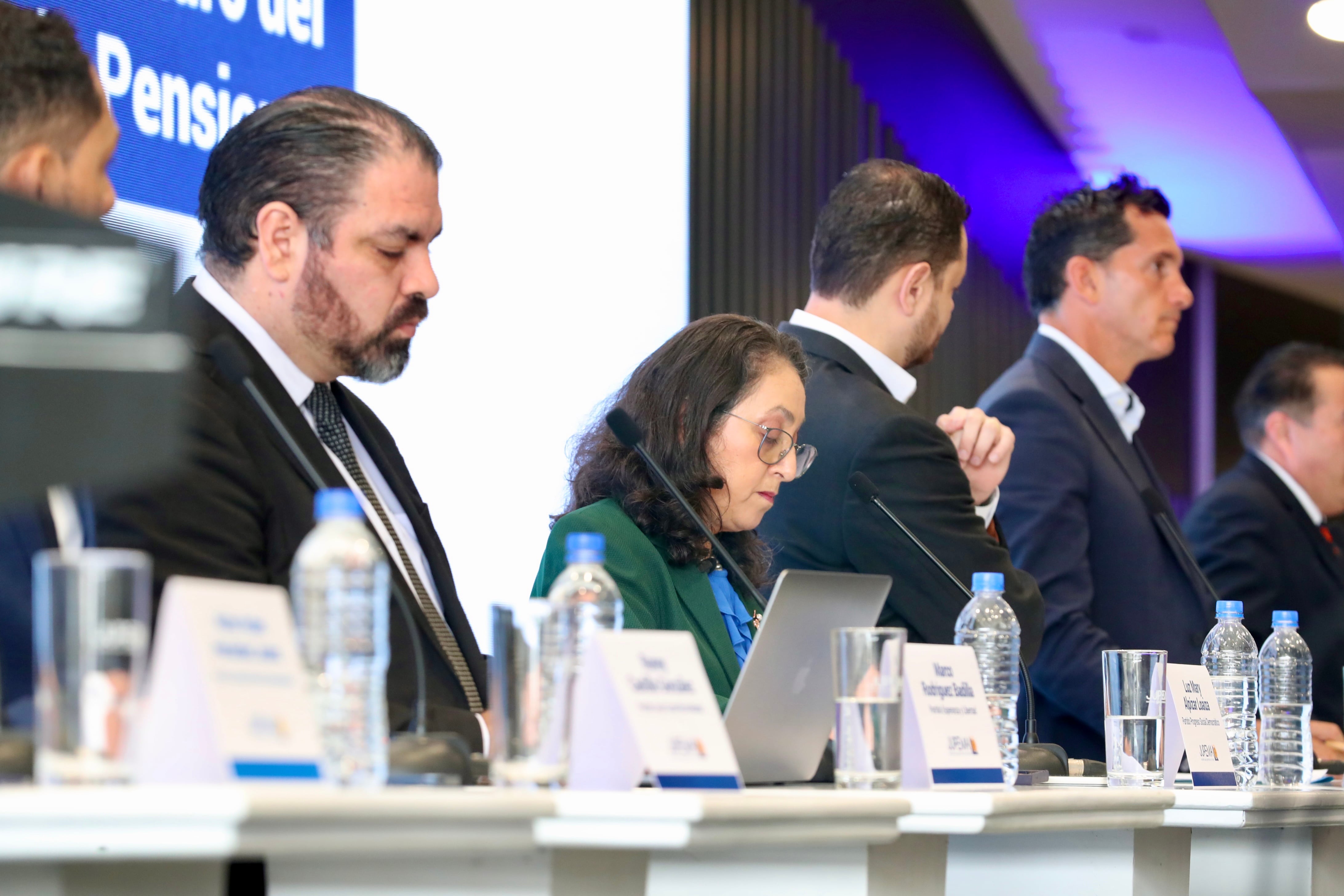 Debate Político en Jupema