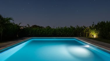 Triste suceso en Jacó: una joven fue hallada sin vida dentro de un piscina