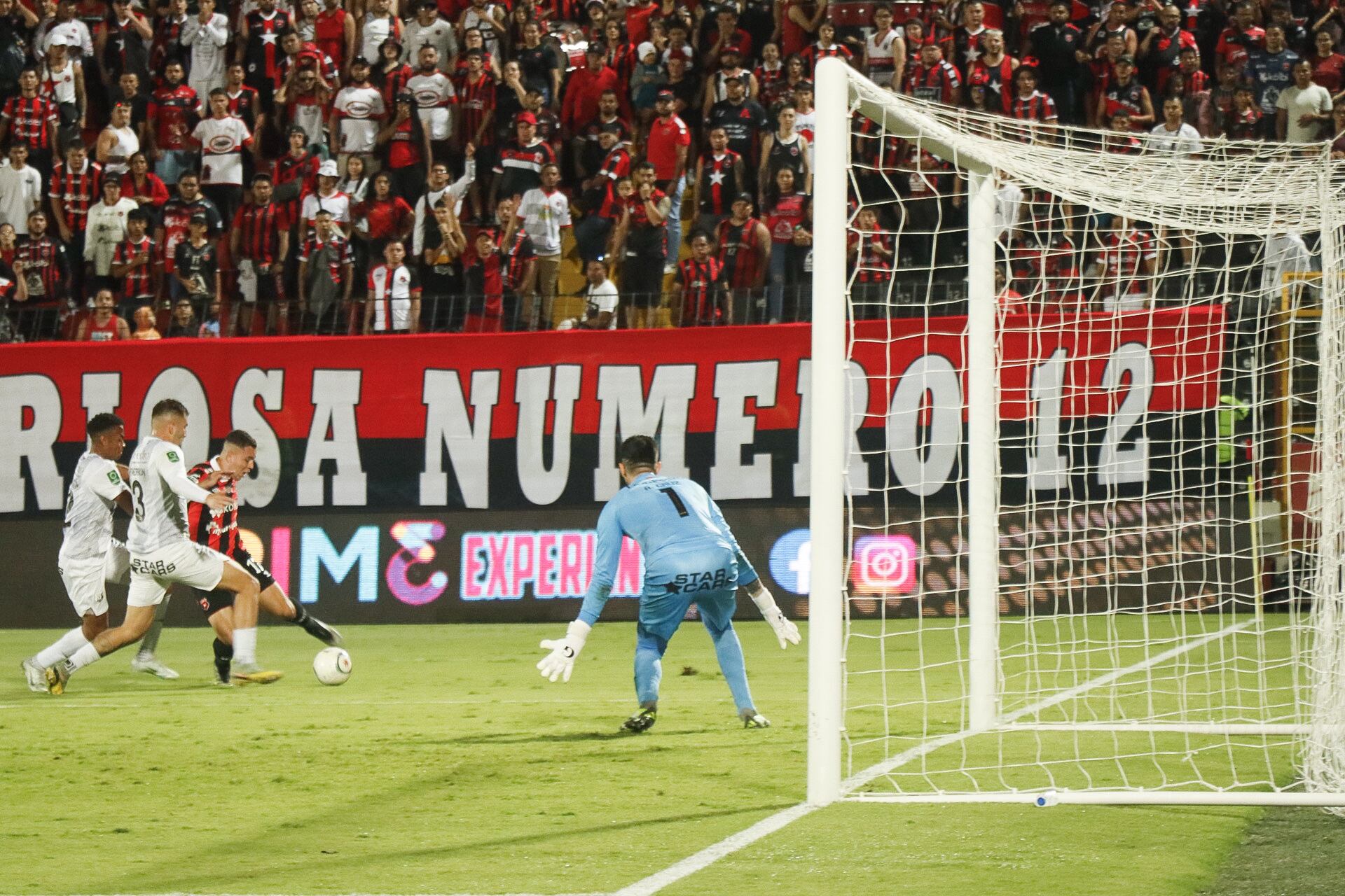 24/02/2024, Alajuela, Estadio Alejandro Morera Soto, partido de la jornada 8 entre Liga Deportiva Alajuelense y el Club Sport Herediano.