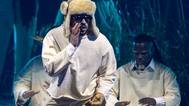 Bad Bunny enfrenta demanda millonaria en medio de su gira de conciertos