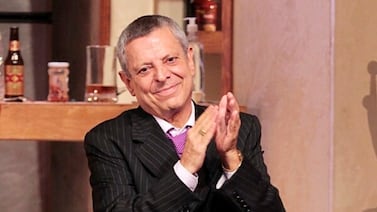 César Bono sufre susto al atragantarse en transmisión en vivo en Guatemala