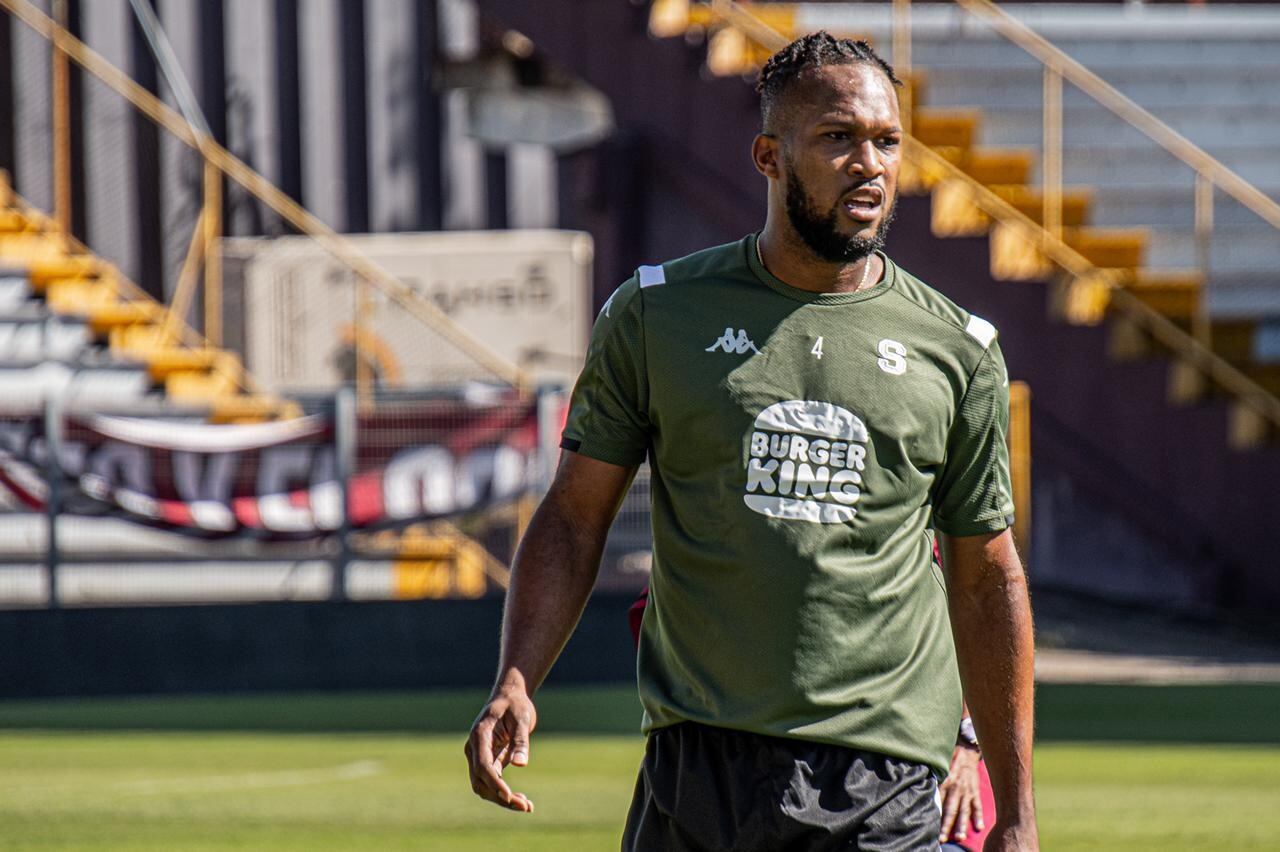 Waston ya fue inscrito y podría jugar el viernes. Prensa Saprissa.