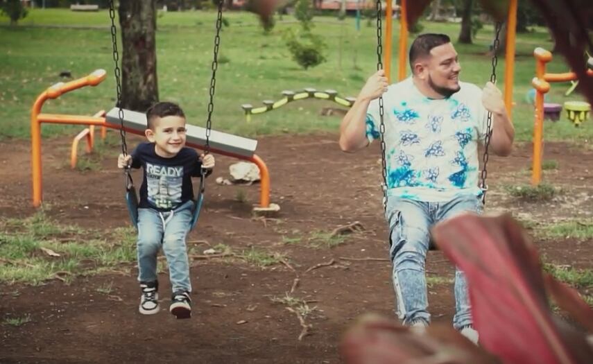 Esteban Gómez, Gonín, junto a su hijo menor Sebastián