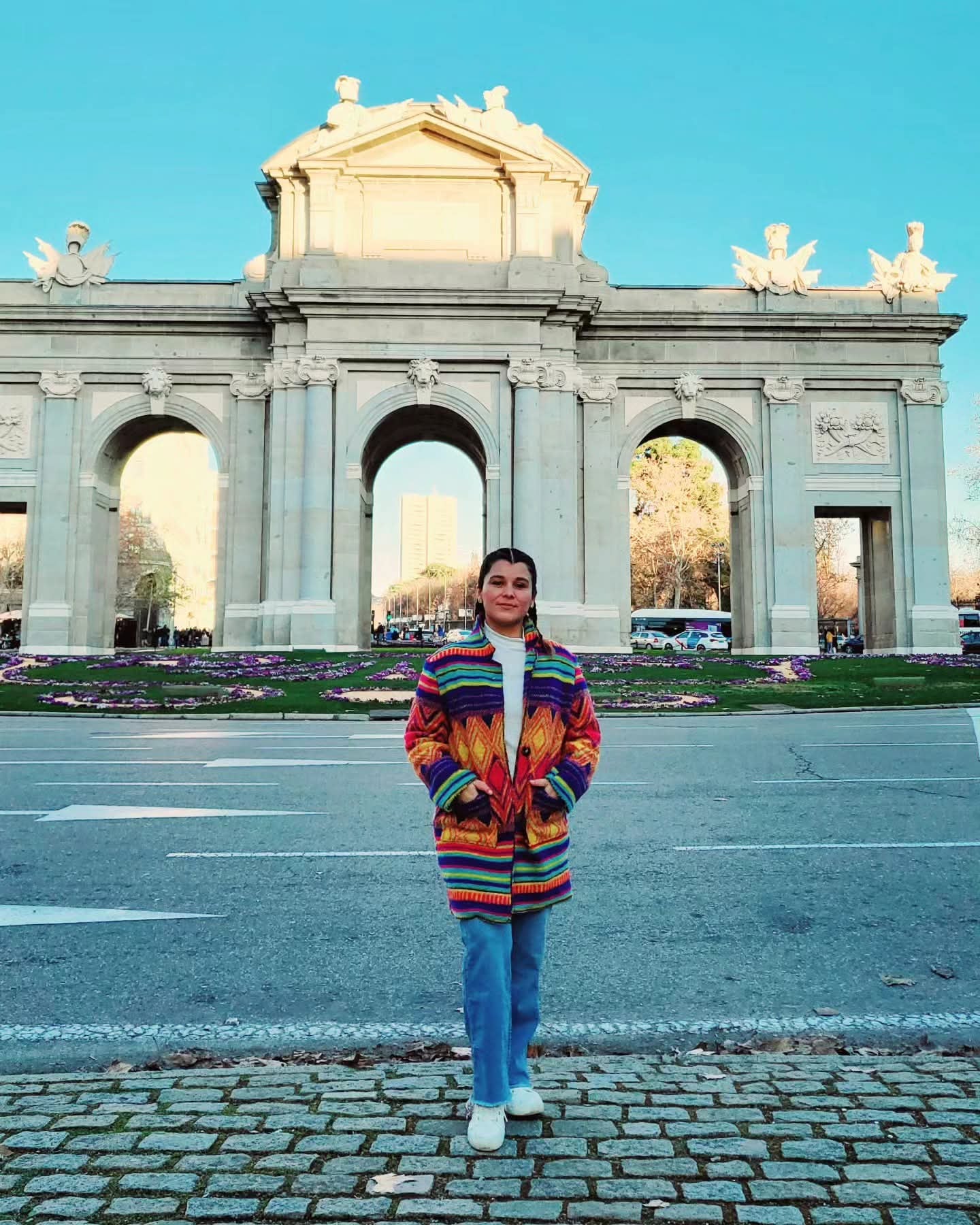 Melissa Flores Molina es la costarricense que es el “911” de los ticos que viajan a Europa