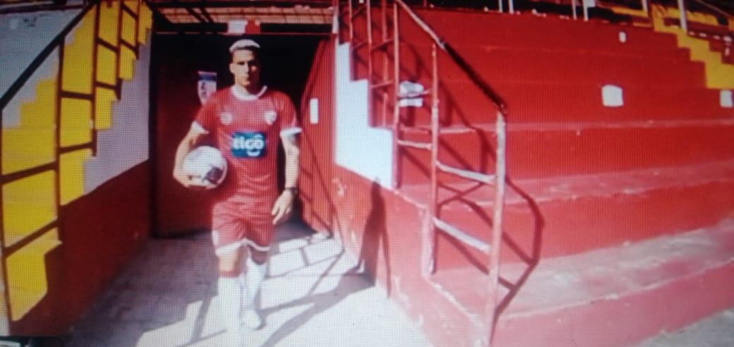 Luis Paradela, cubano, Santos de Guápiles