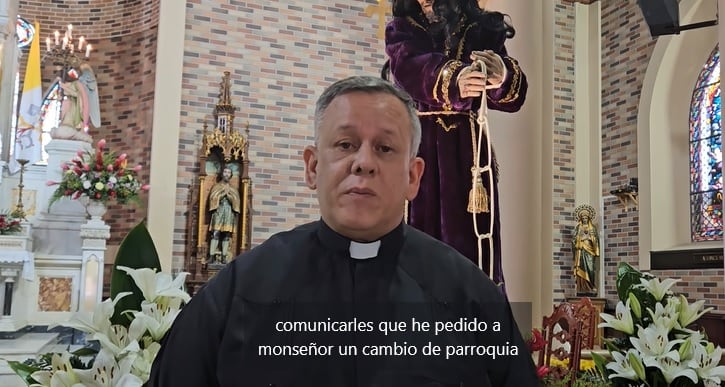 El sacerdote católico, Ronald Sáenz, quien fuera cura párroco de la parroquia de San Isidro Labrador de Heredia, renunció porque le hacen bullying.