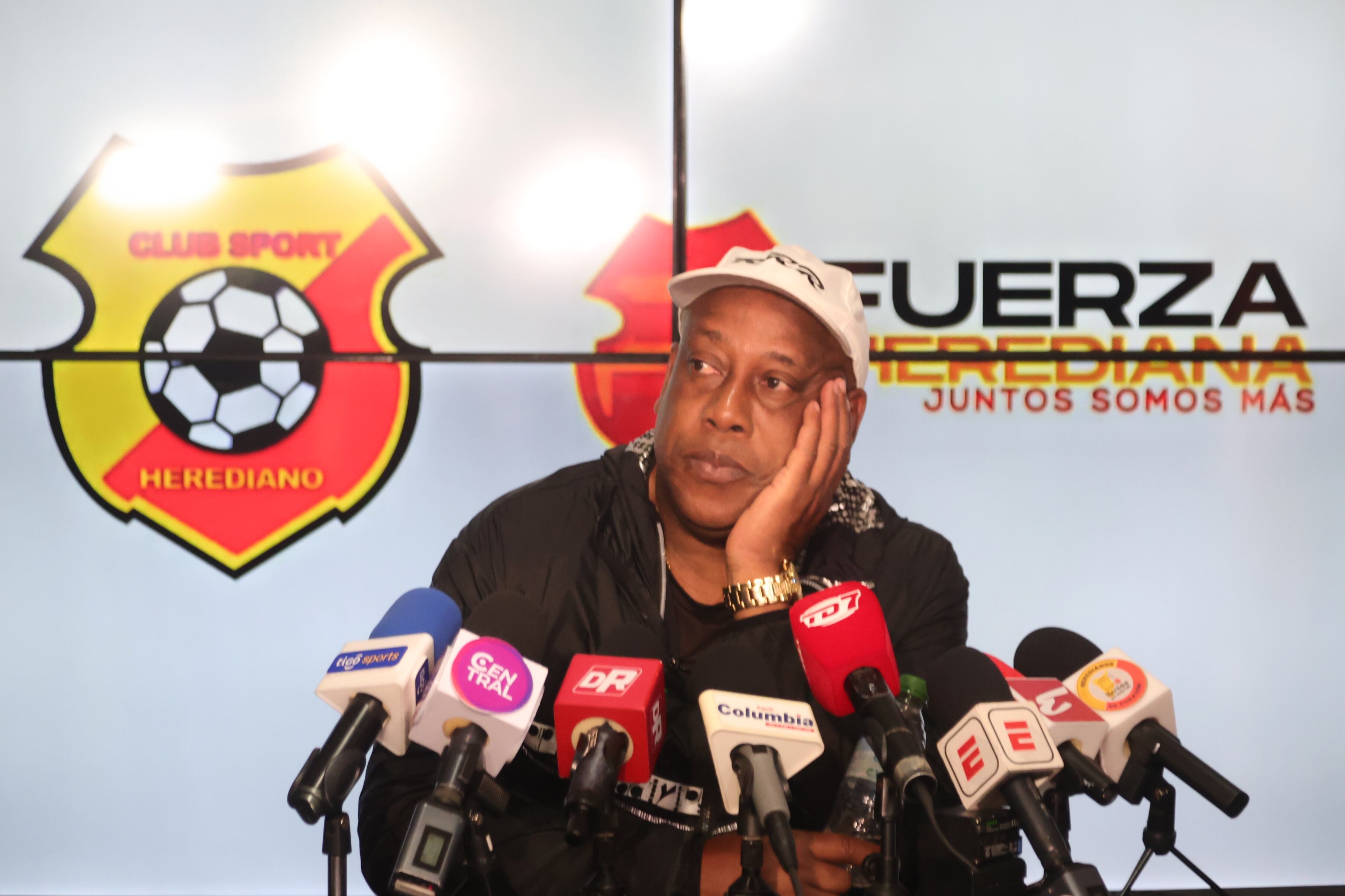 14/08/2025/ Hernán Medford es presentado como nuevo director técnico del Club Sport Herediano para el torneo apertura 2025 / Foto John Durán