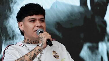 Junior H enfureció a su público tras hacerlo esperar casi siete horas para su concierto