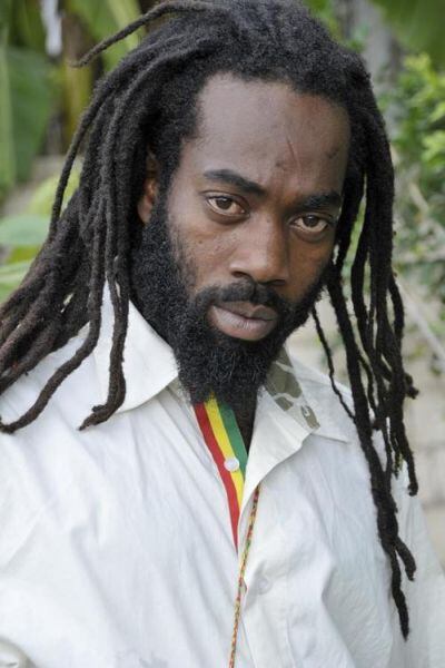 Ras Zacharri es nieto del cantante Buju Banton y participará en el festival “Reggaevolution Fest” .