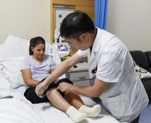 Angie Morales viajó a China por una beca y terminó en el hospital con una trombosis