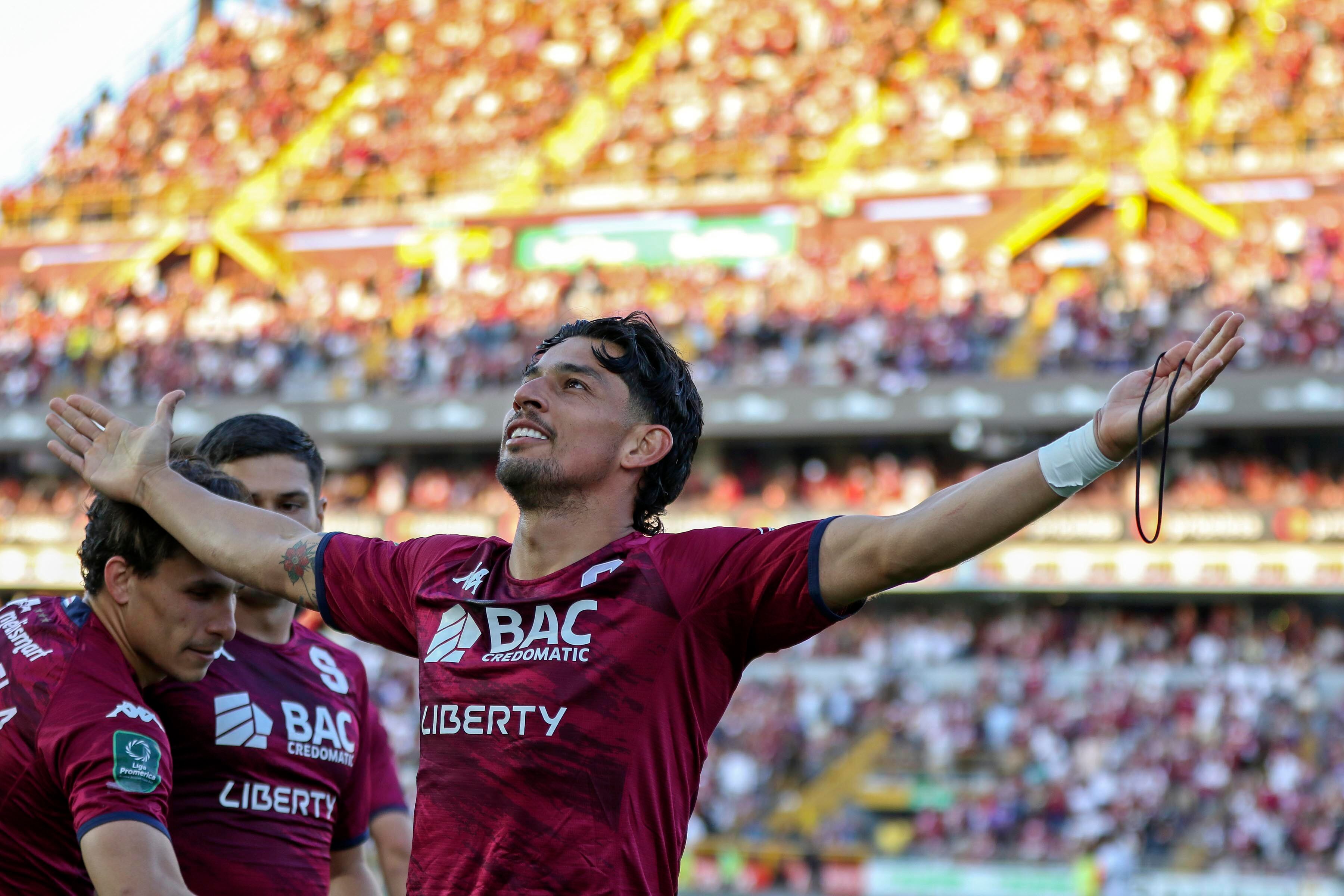 31/03/2024. Estadio Ricardo Saprissa Aymá, Tibás. Hora: 04:00 p.m. Partido de la Jornada 15 del Torneo de Clausura 2024 disputado entre el Deportivo Saprissa y el Club Sport Herediano en el Estadio Ricardo Saprissa Aymá, Tibás. Fotos: Mayela López