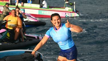 Brisa Hennessy se robó las miradas en el Alajuelense - Marathón