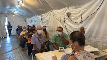 Otro hospital público pedirá el uso obligatorio de la mascarilla