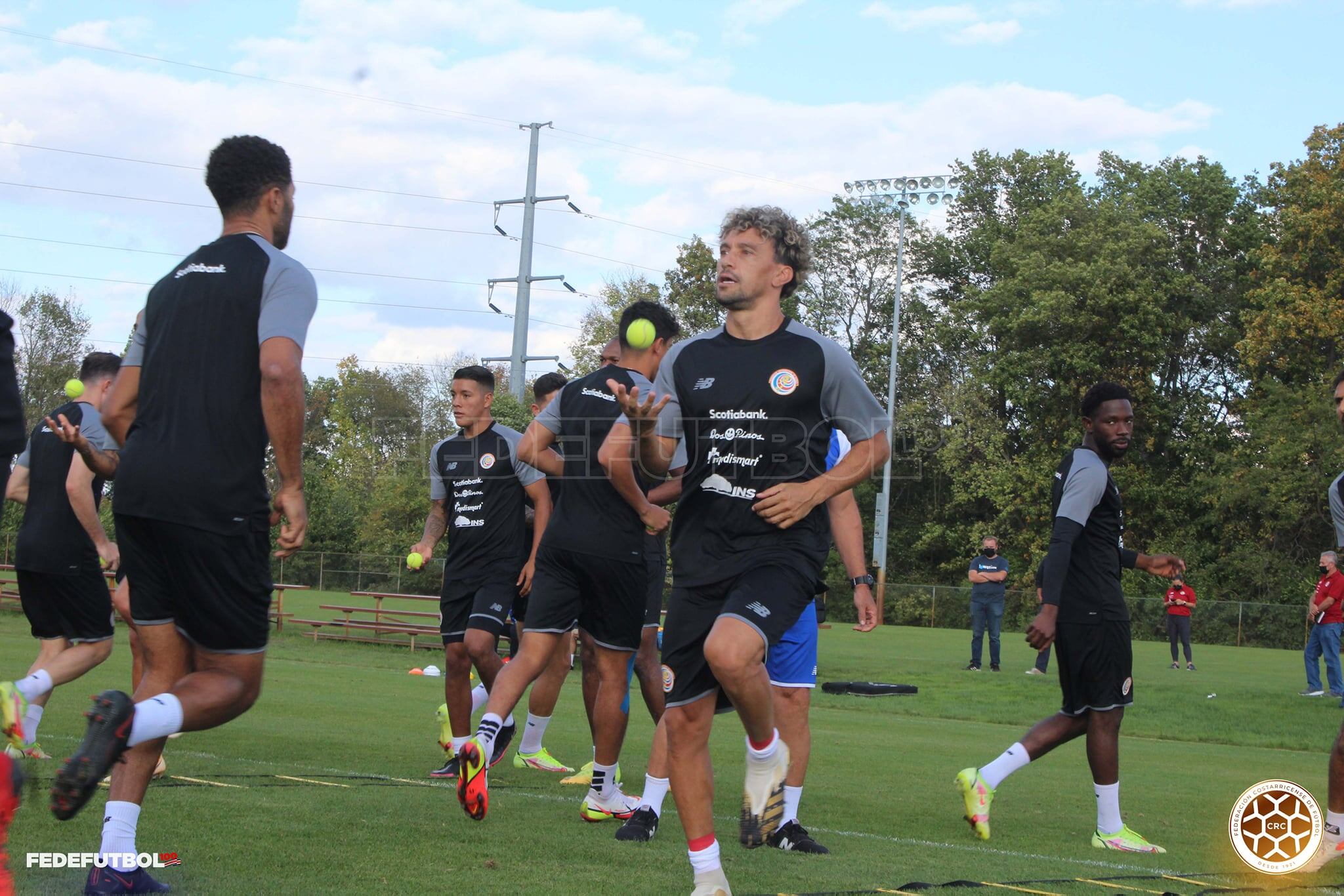 Christian Bolaños, selección