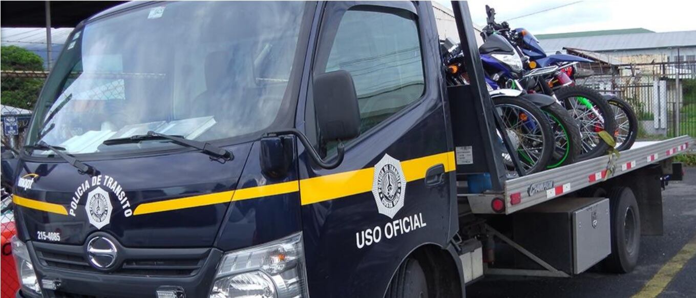 Mopt decomisa motos y autos