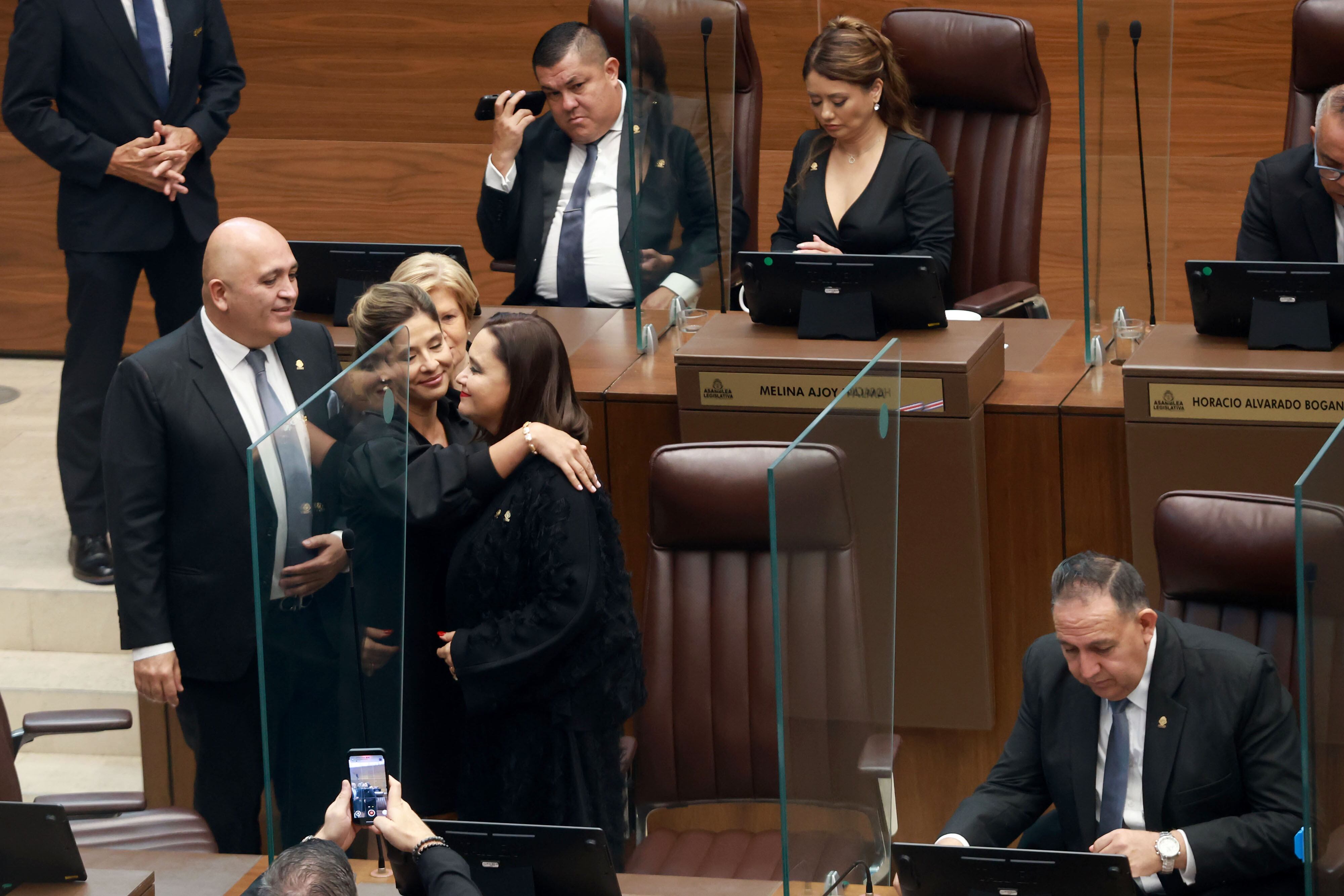 Elección y cambio de directorio legislativo