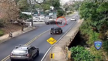 Video: Persecución de motorizados a supuesto conductor borracho que atropelló a colega tuvo un final inesperado