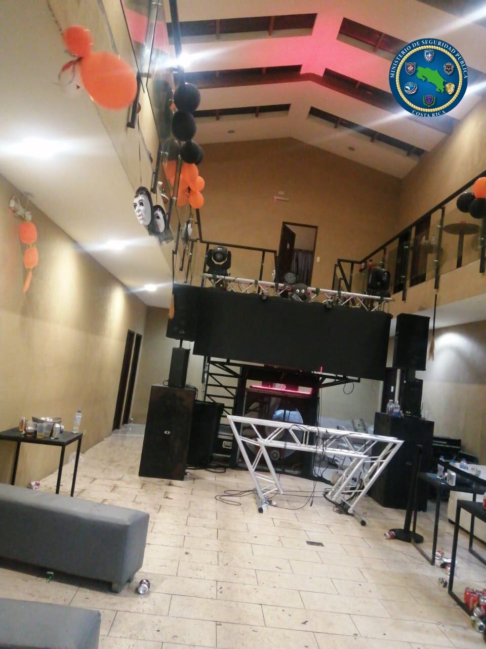 Clausuran 19 fiestas clandestinas en distintos puntos del país entre la noche del sábado y la madrugada del domingo 31 de octubre. Foto MSP.