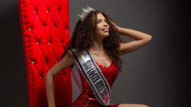 Concurso de belleza para adolescentes ajusta requisitos para atraer a más participantes