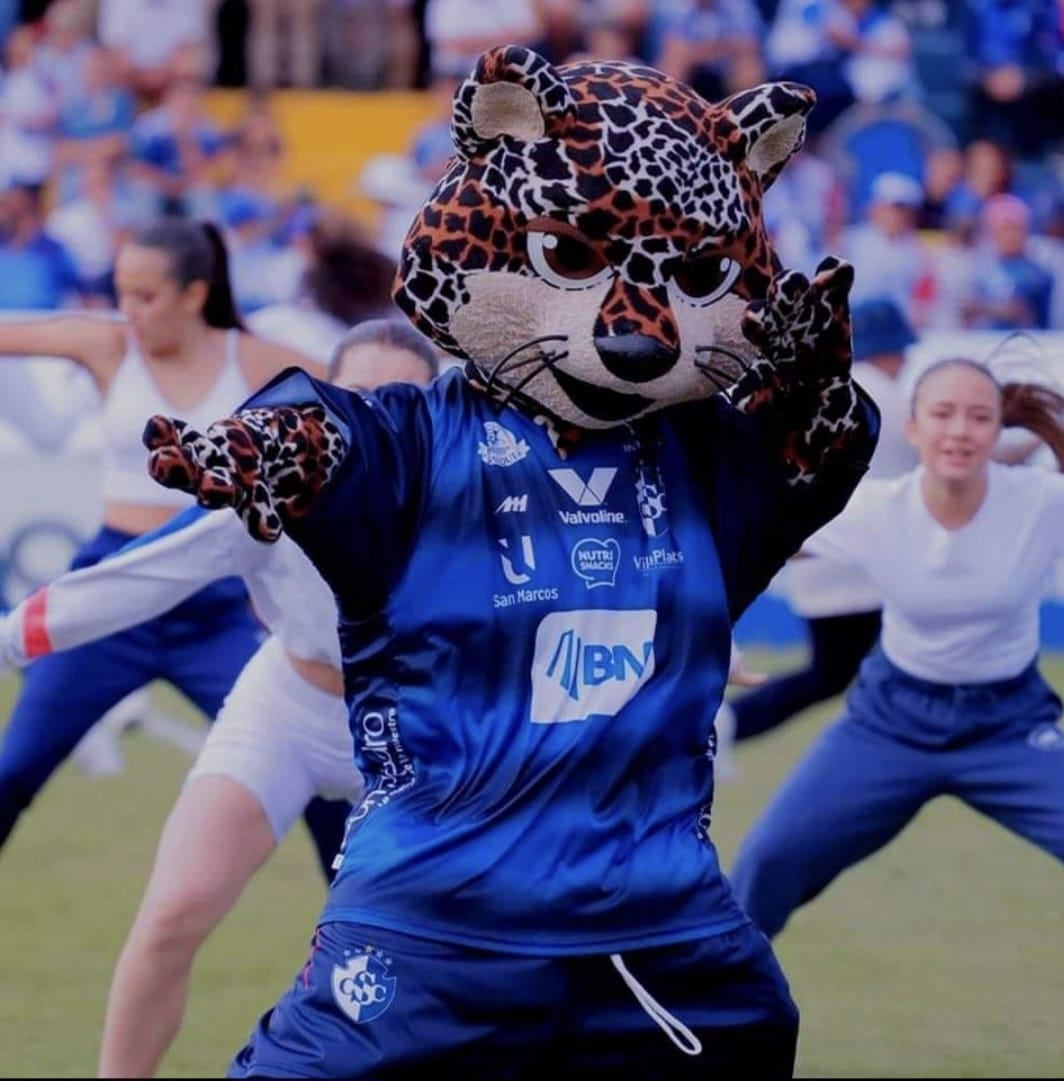 Max el Manigordo se volvió todo un símbolo en el Cartaginés.