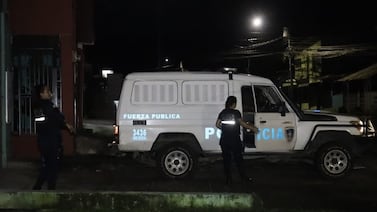 Hombre es asesinado de múltiples balazos en San Carlos