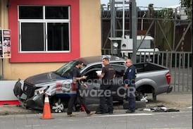 Se robaron un carro y salieron huyendo, pero el plan les terminó saliendo muy mal