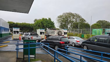 Conductores reportan algo extraño que está ocurriendo con Dekra y por eso se quedarían sin carro por varios días