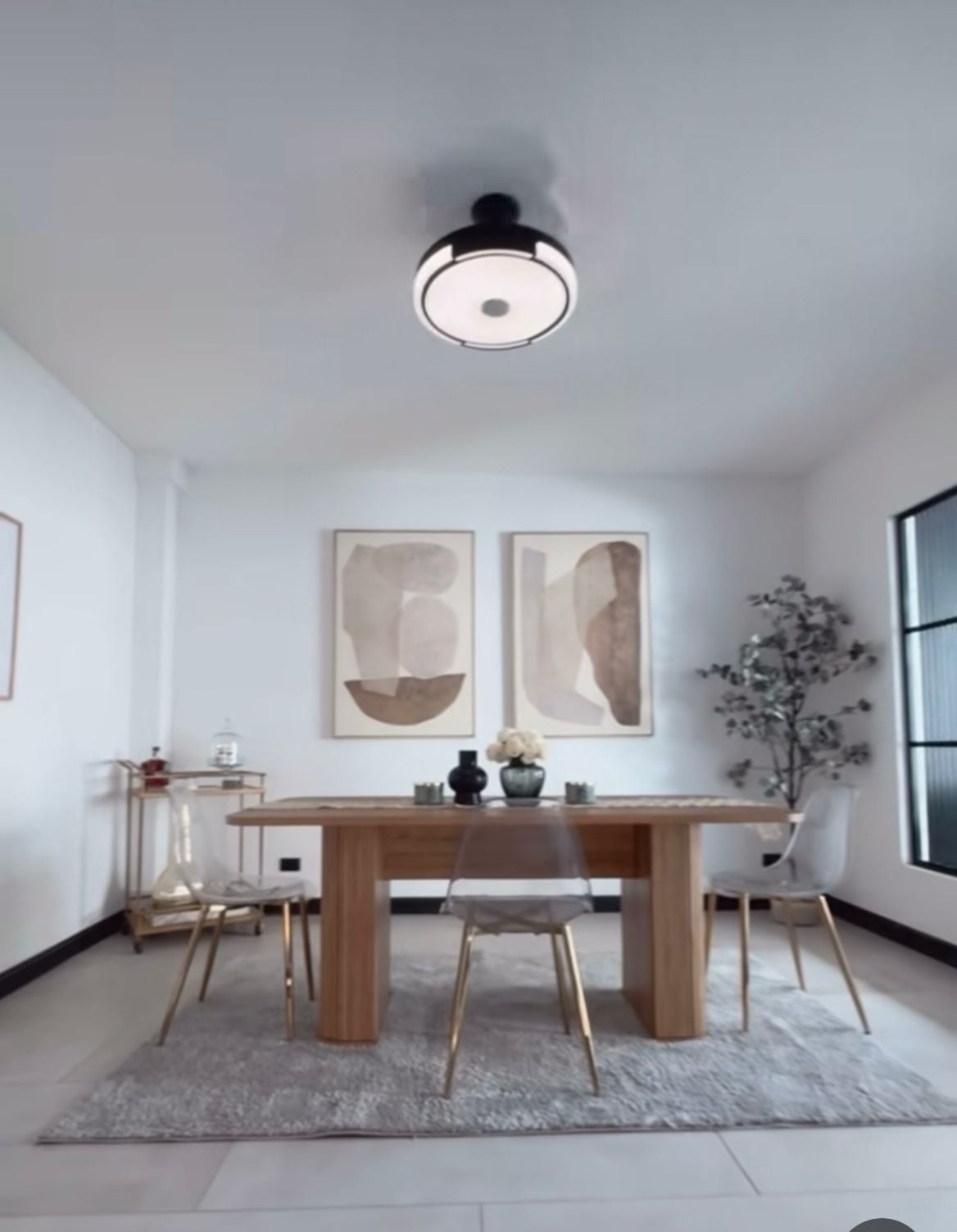 मॉन्टसेराट डेल कॅस्टिलो ला तेजा हे घर आहे