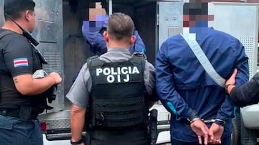 Detienen a empleados municipales de Alajuela que habrían amenazado con clausurar construcción si no les daban dinero