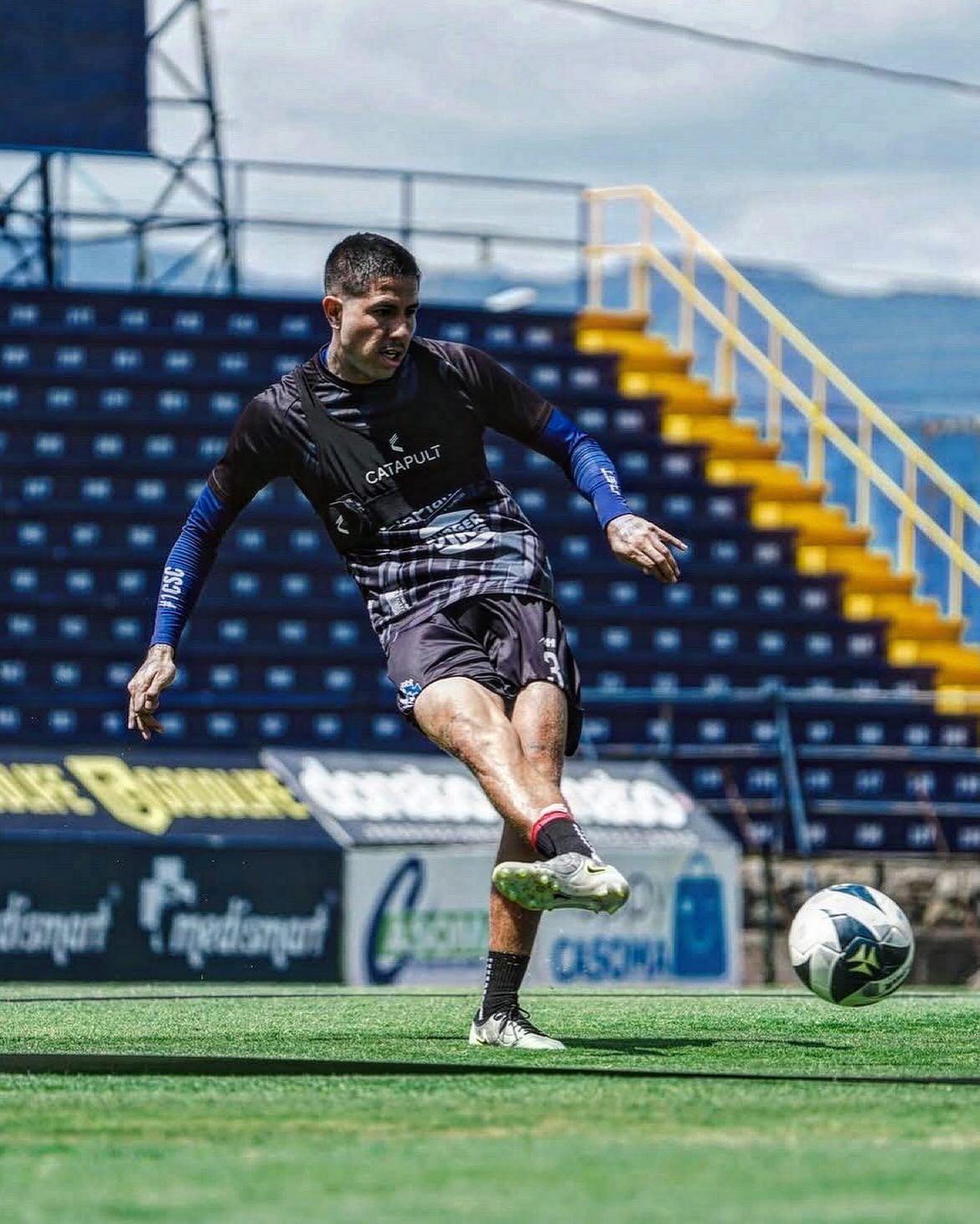 William Quirós, Cartaginés