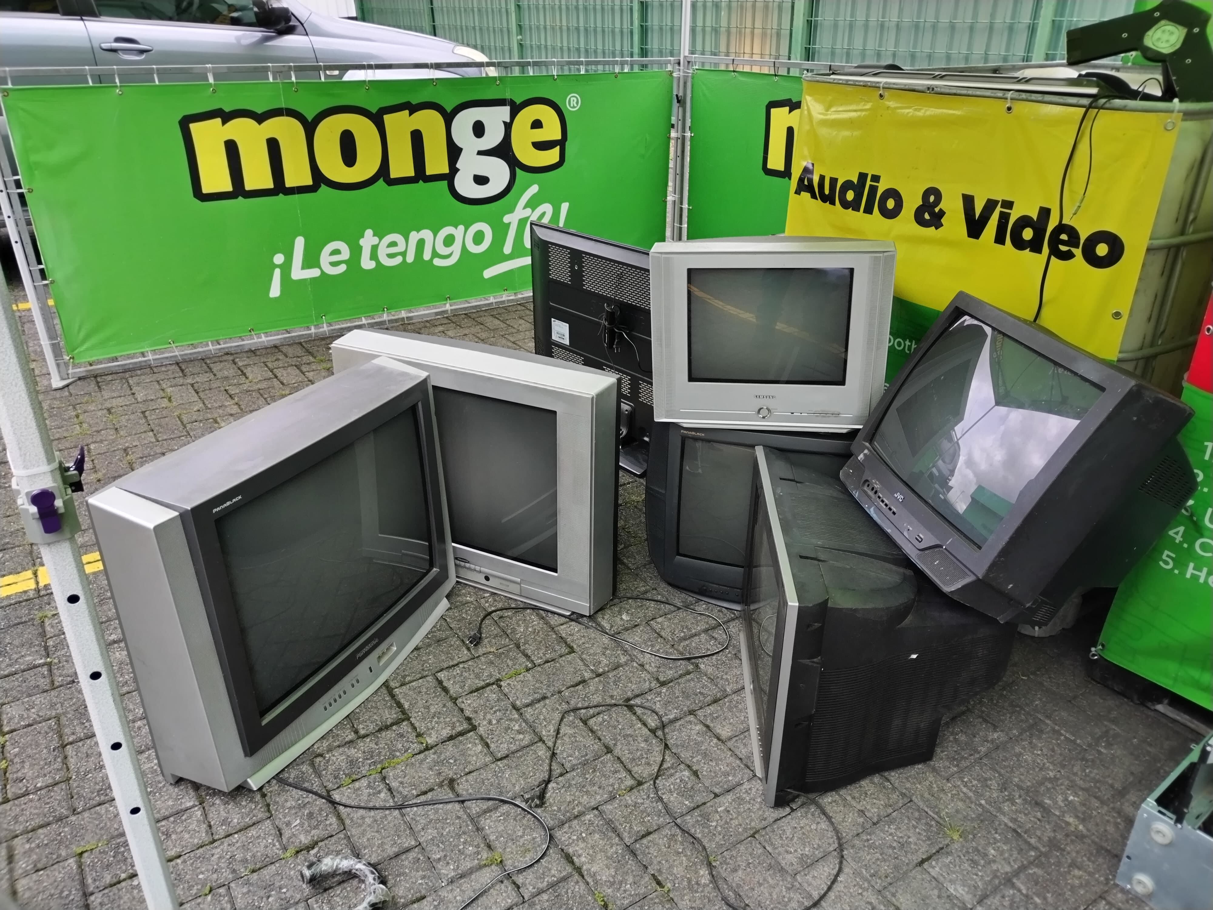 La RAEETÓN Monge, que es la tradicional jornada de recolección y reciclaje de artículos eléctricos y electrónicos