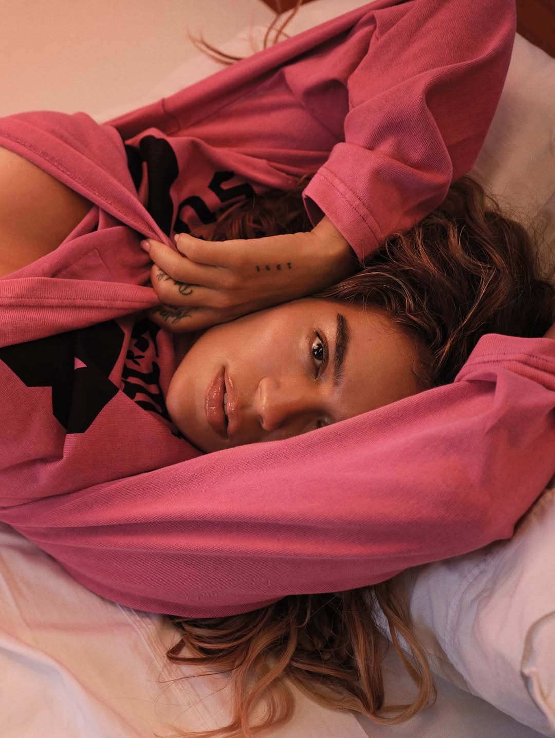 Karol G posó para la revista Playboy donde además habló de su regreso a la soltería.