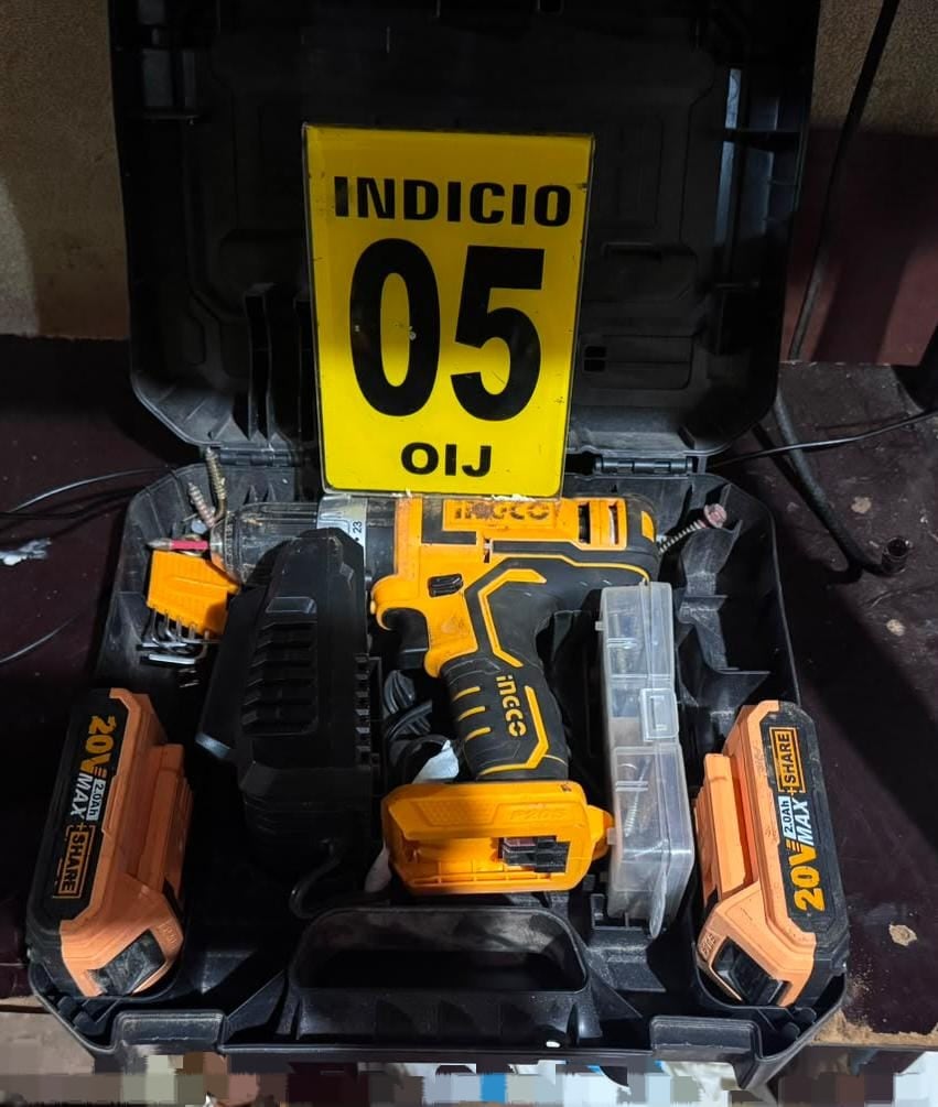 Un hombre de apellido Mena, de 25 años, fue detenido la mañana del viernes 12 de junio del 2026, en Pérez Zeledón como sospechoso de cometer una serie de robos. Foto: OIJ