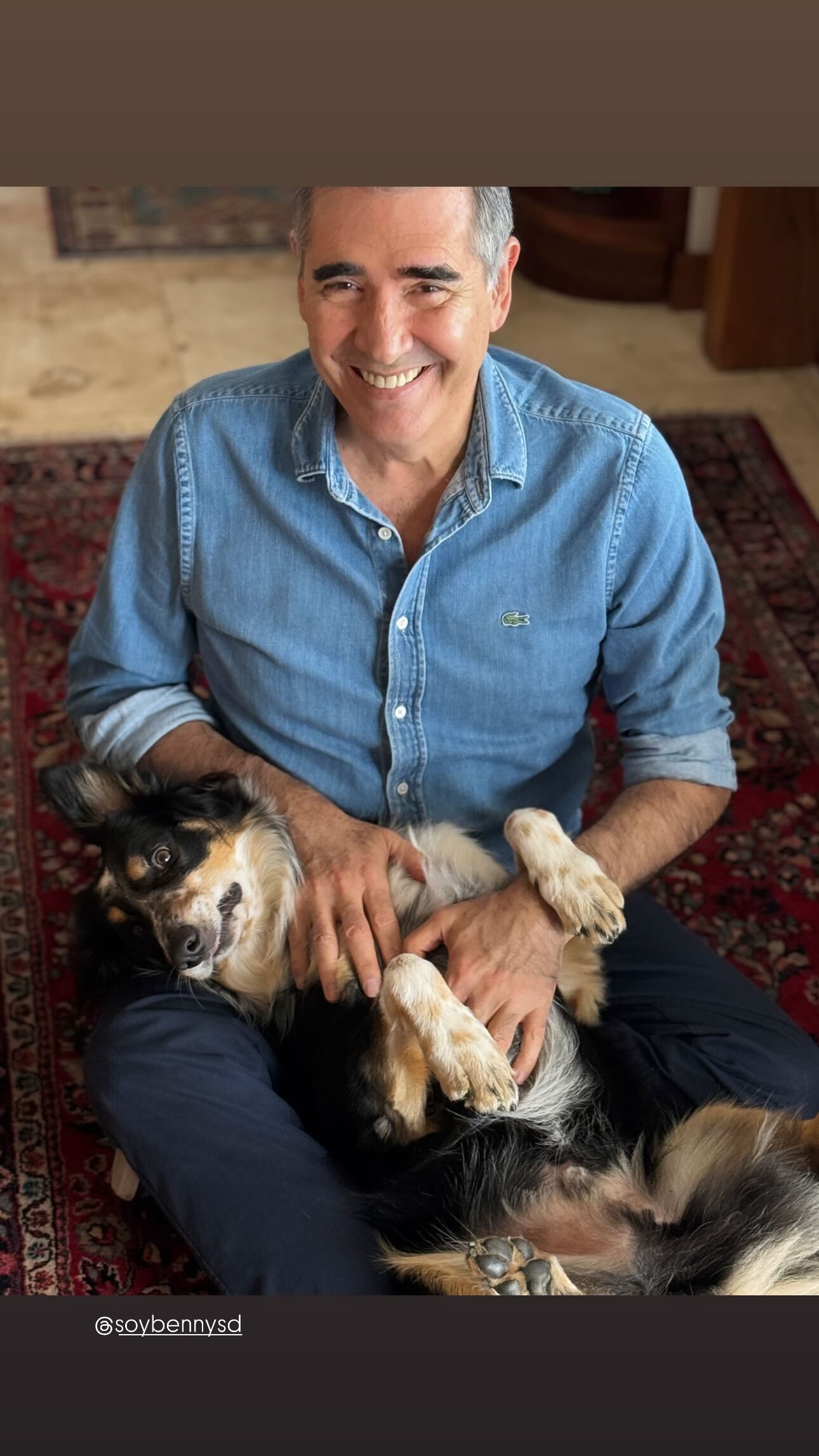 Nancy Dobles publicó hermosas fotos de don Ignacio Santos como pocas veces lo vemos