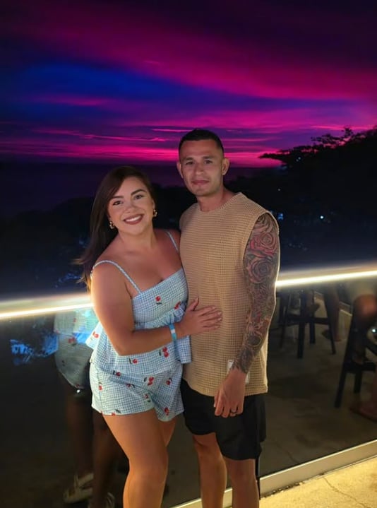 Mariana Uriarte y su esposo Randall Cisneros, quienes hacen contenido en redes juntos