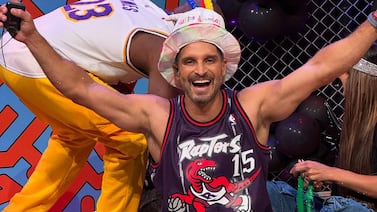 Bismarck Méndez hizo ejercicio en pijama pero un detalle íntimo le robó toda la atención a su rutina