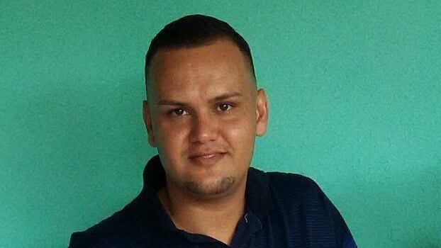 Douglas Zumbado Araya, el hombre de 38 años que, según su familia, habría sido confundido por sicarios y asesinado frente a su hijo de 8 años en Llanuras de Pocora de Guácimo. Foto: Tomada de redes sociales